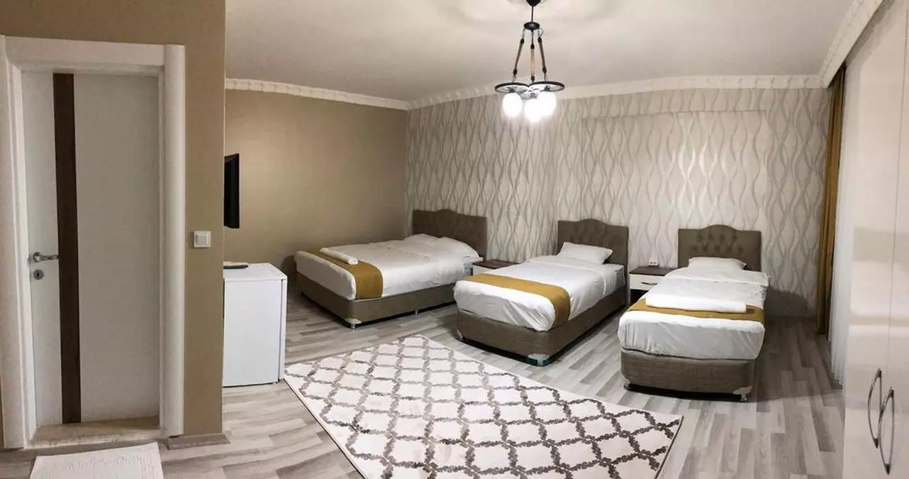 193015435 (Copy).jpg